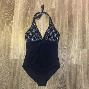 Womens Contour Black One Piece Swimsuit - 12